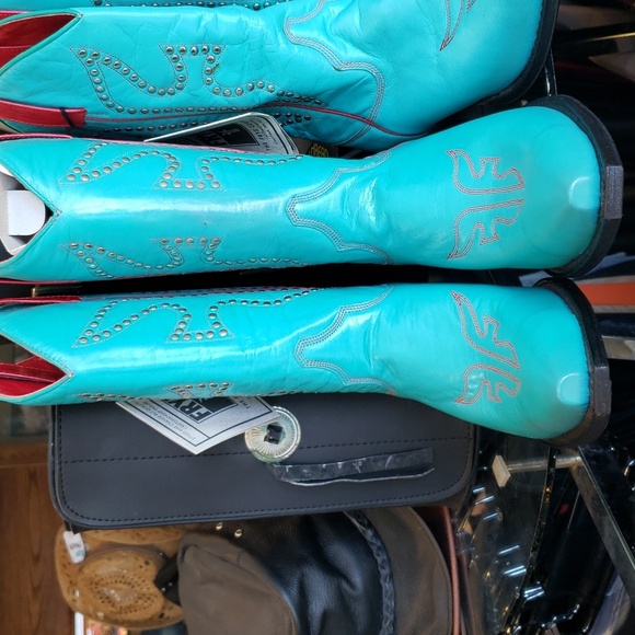 Frye western boots Daisy Dukes - Picture 6 of 7